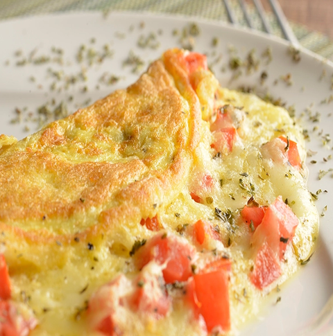 Omelete com Tomate e Queijo